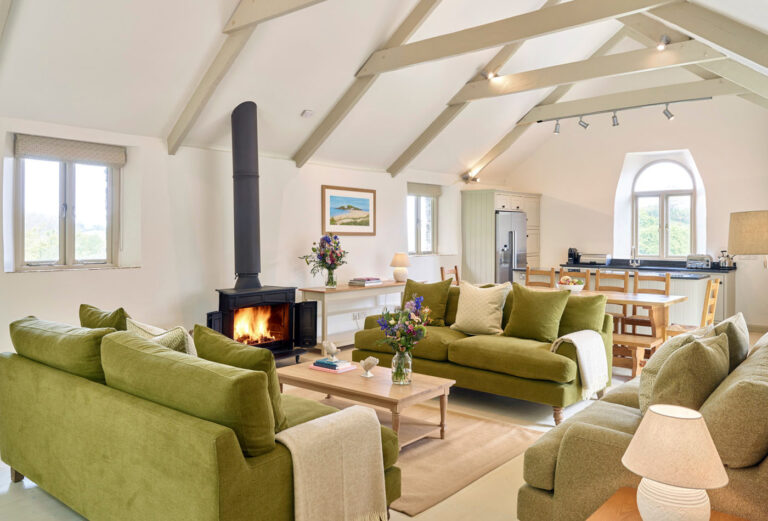 How to Holiday Let Your House: The Complete Homeowner’s Guide
