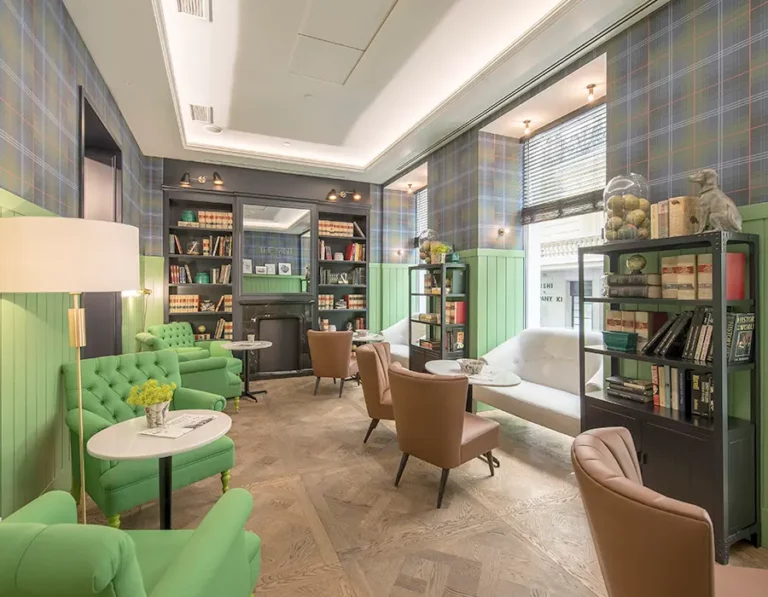 Vincci The Mint: A Fresh and Stylish Stay in the Heart of Madrid